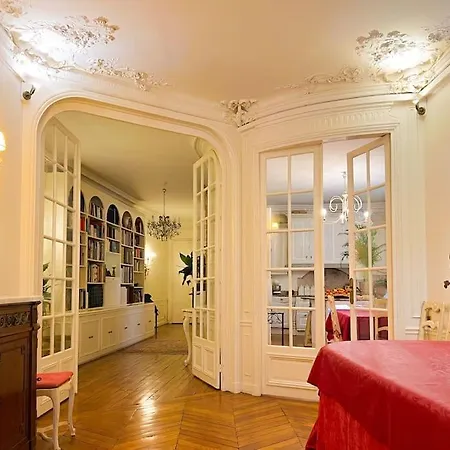 16th Arrondissement Luxury Living
